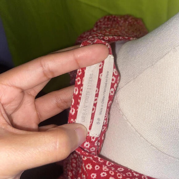 Urban Outfitters Red Floral Blouse Summer Top Size Small - Picture 5 of 5